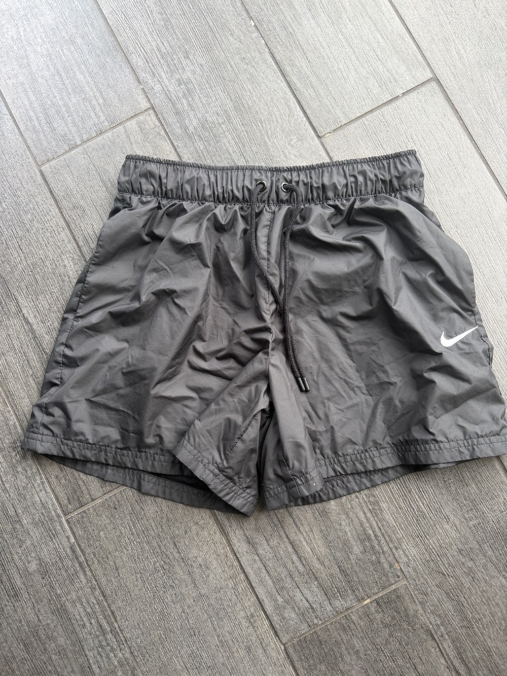 🔥 Nike Men's Charcoal Athletic Shorts with White Swoosh Medium